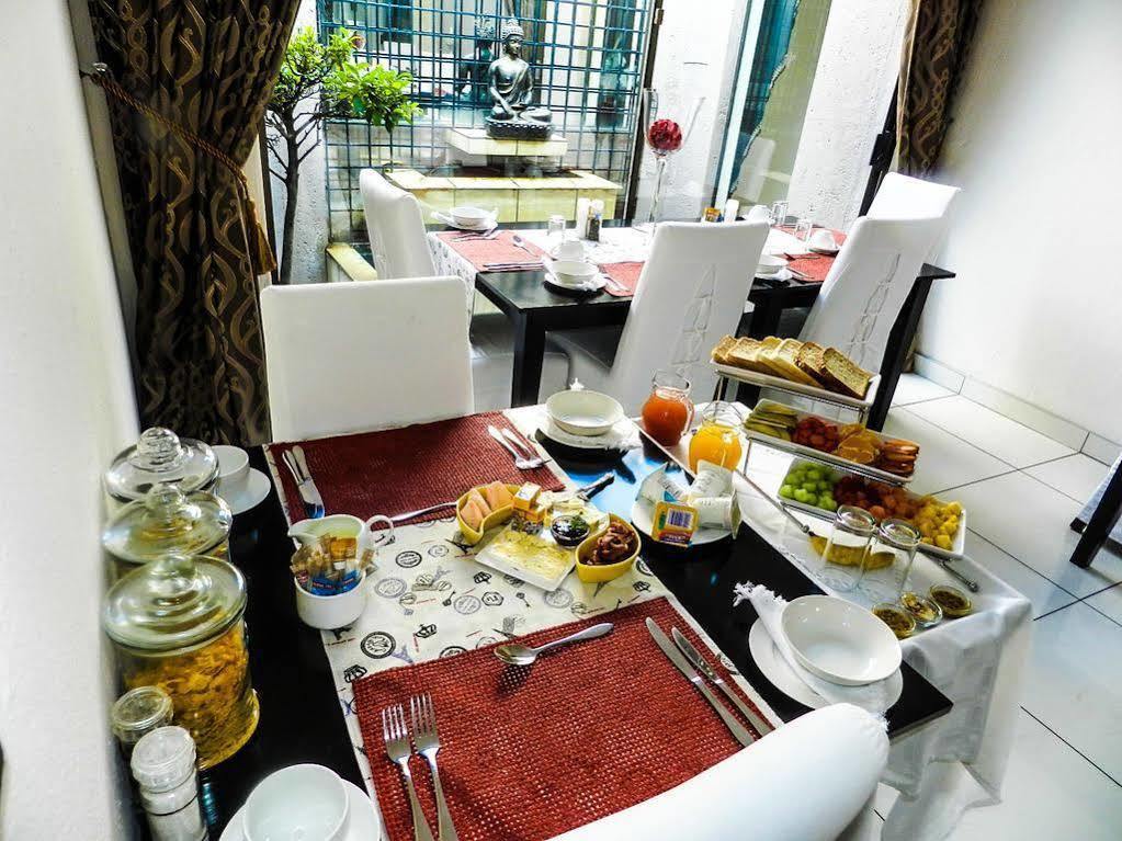Le Petit Fillan Hotell Sandton Eksteriør bilde