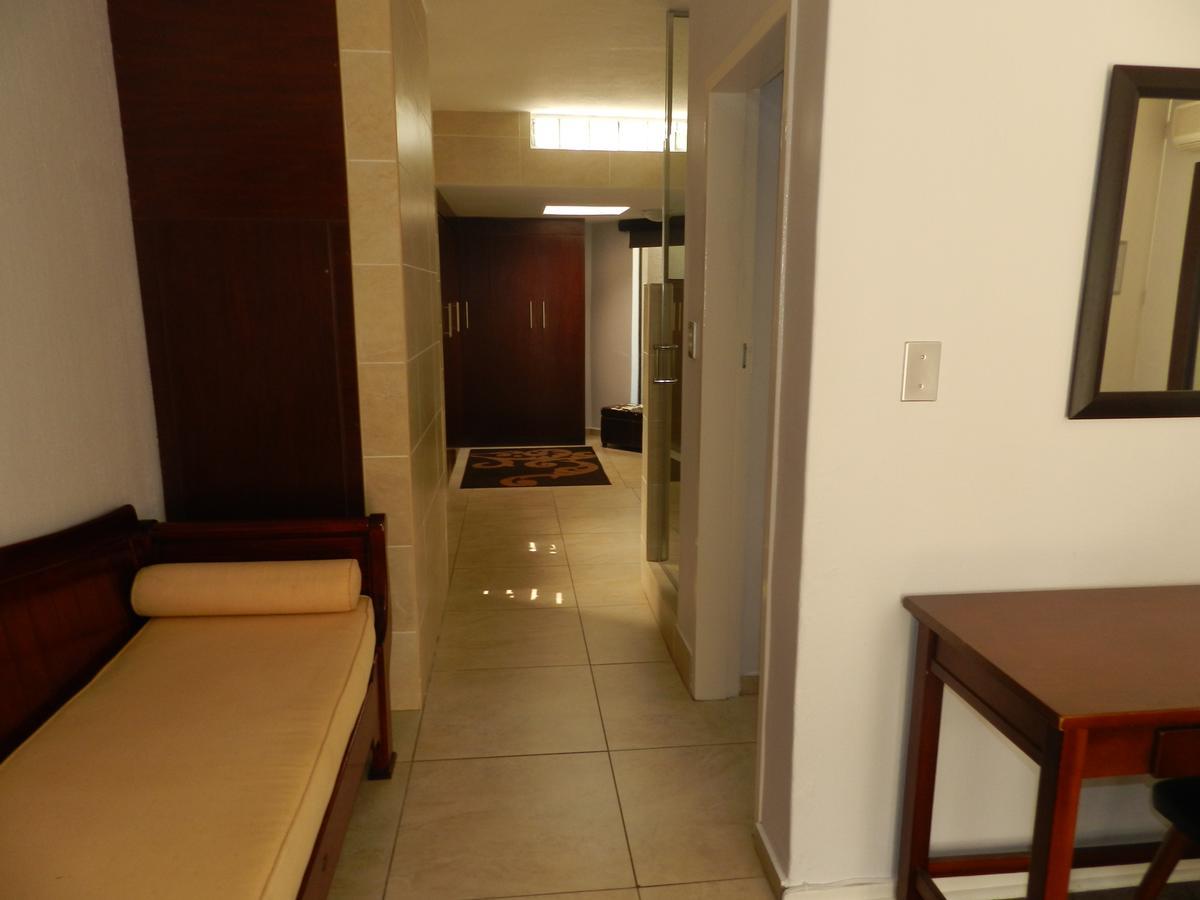 Le Petit Fillan Hotell Sandton Eksteriør bilde