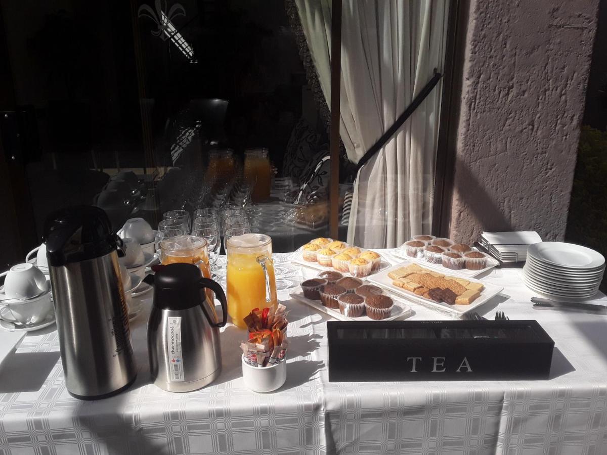 Le Petit Fillan Hotell Sandton Eksteriør bilde